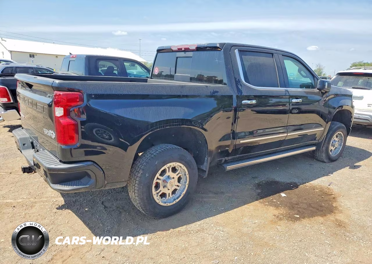 2019 Chevrolet Silverado K1500 High Country VIN:1GCUYHEL6KZ101649 - 3