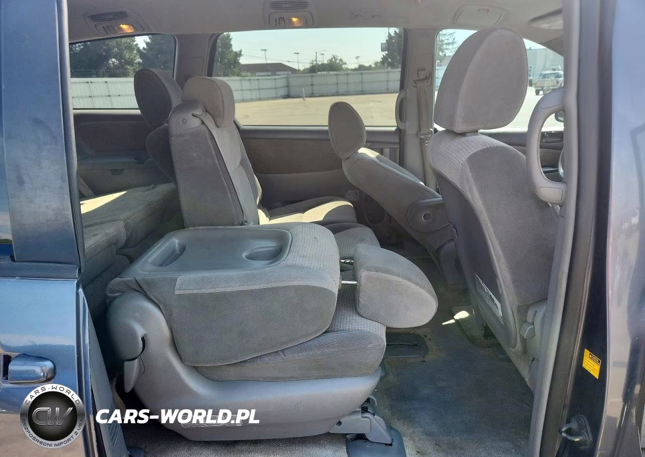 2010 Toyota Sienna Le 8-Passenger VIN:5TDKK4CC4AS321053 - 11