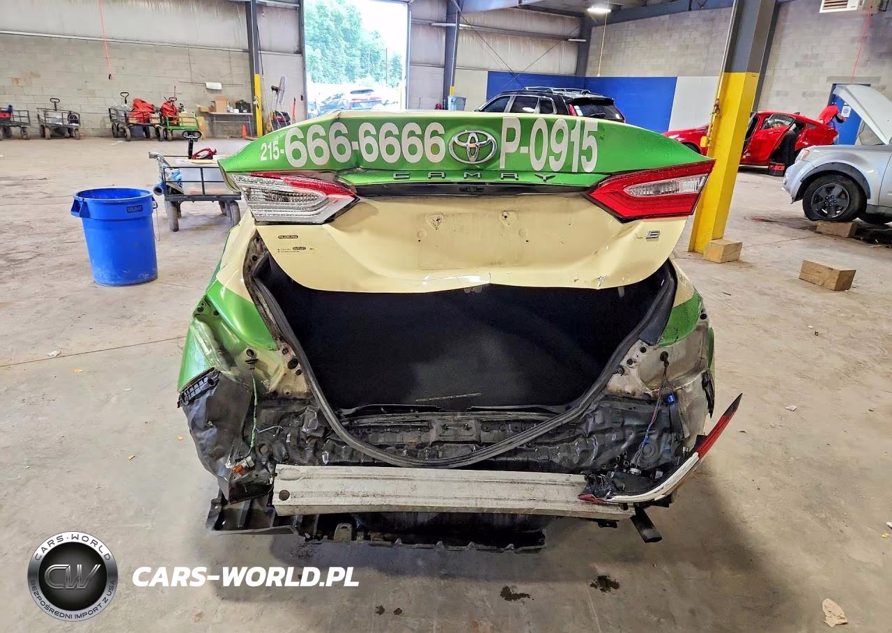 2019 Toyota Camry Le VIN:4T1B11HK4KU775426 - 6