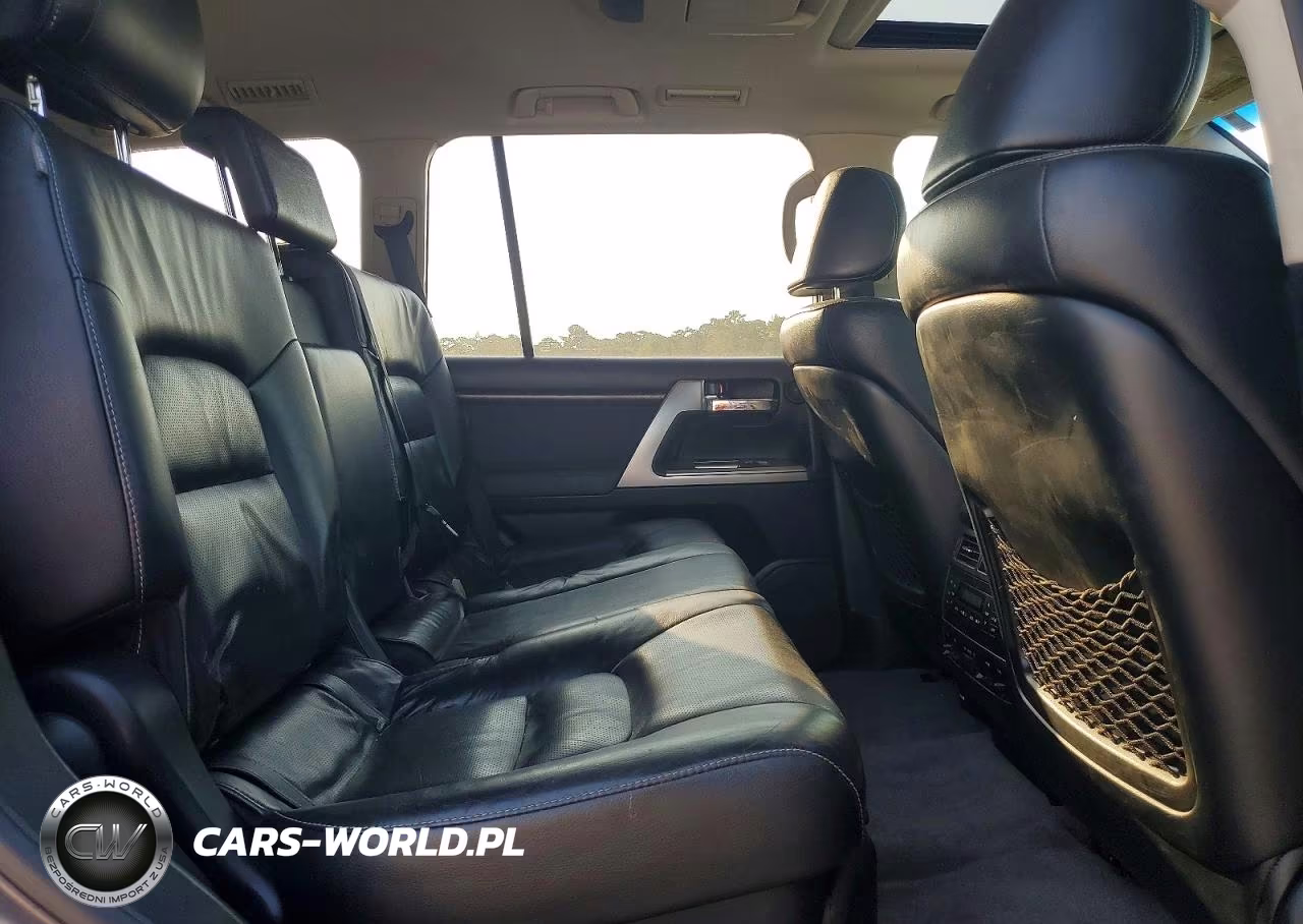 2015 Toyota Land Cruiser Base VIN:JTMHY7AJ1F4031075 - 11