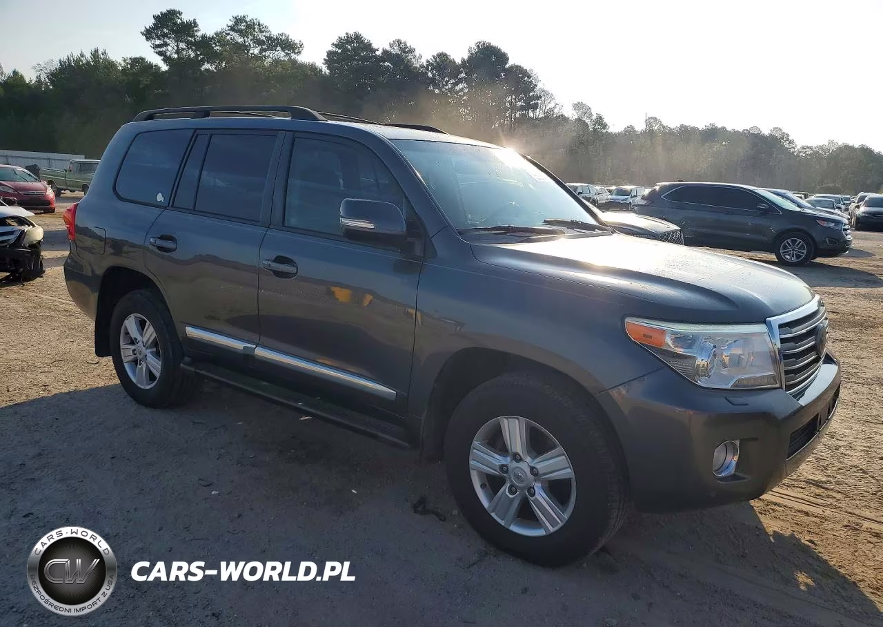 2015 Toyota Land Cruiser Base VIN:JTMHY7AJ1F4031075 - 4