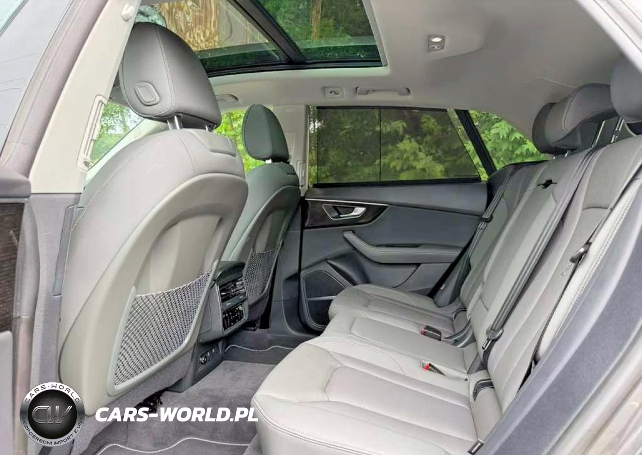 2026 Audi Q8 Premium Plus VIN:WA1BVBF1XTD033679 - 11