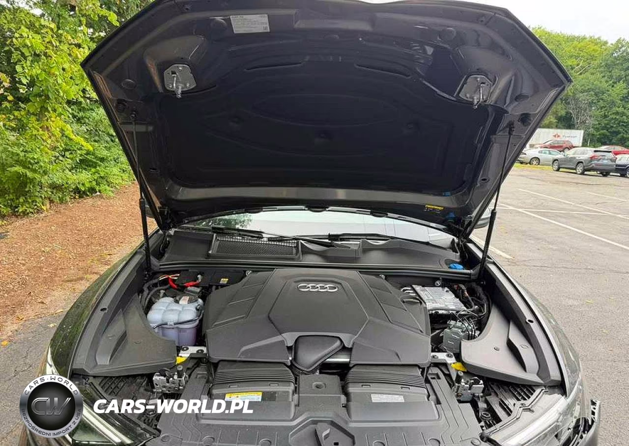 2026 Audi Q8 Premium Plus VIN:WA1BVBF1XTD033679 - 13