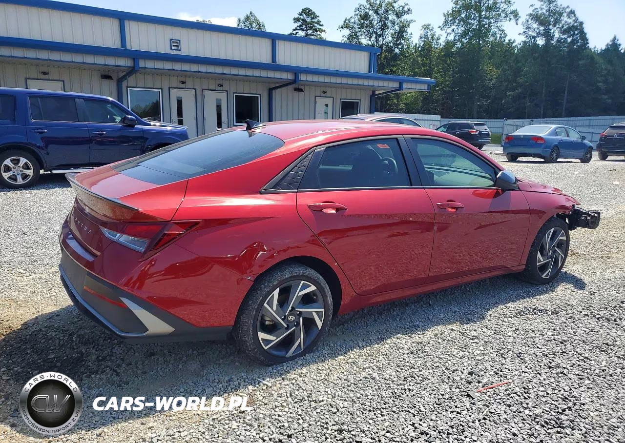 2025 Hyundai Elantra Sel Sport VIN:KMHLM4DG4SU068146 - 3