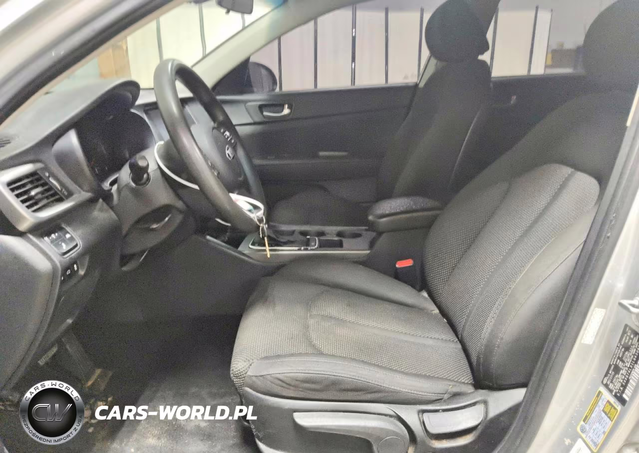 2020 Kia Optima VIN:5XXGT4L31LG430853 - 7