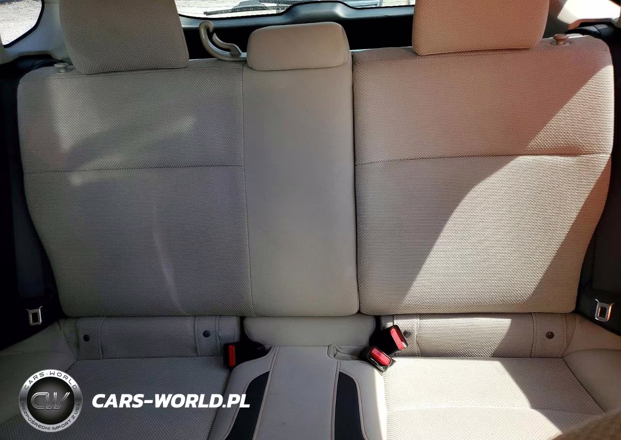 2017 Subaru Crosstrek Premium VIN:JF2GPABCXHH243918 - 10
