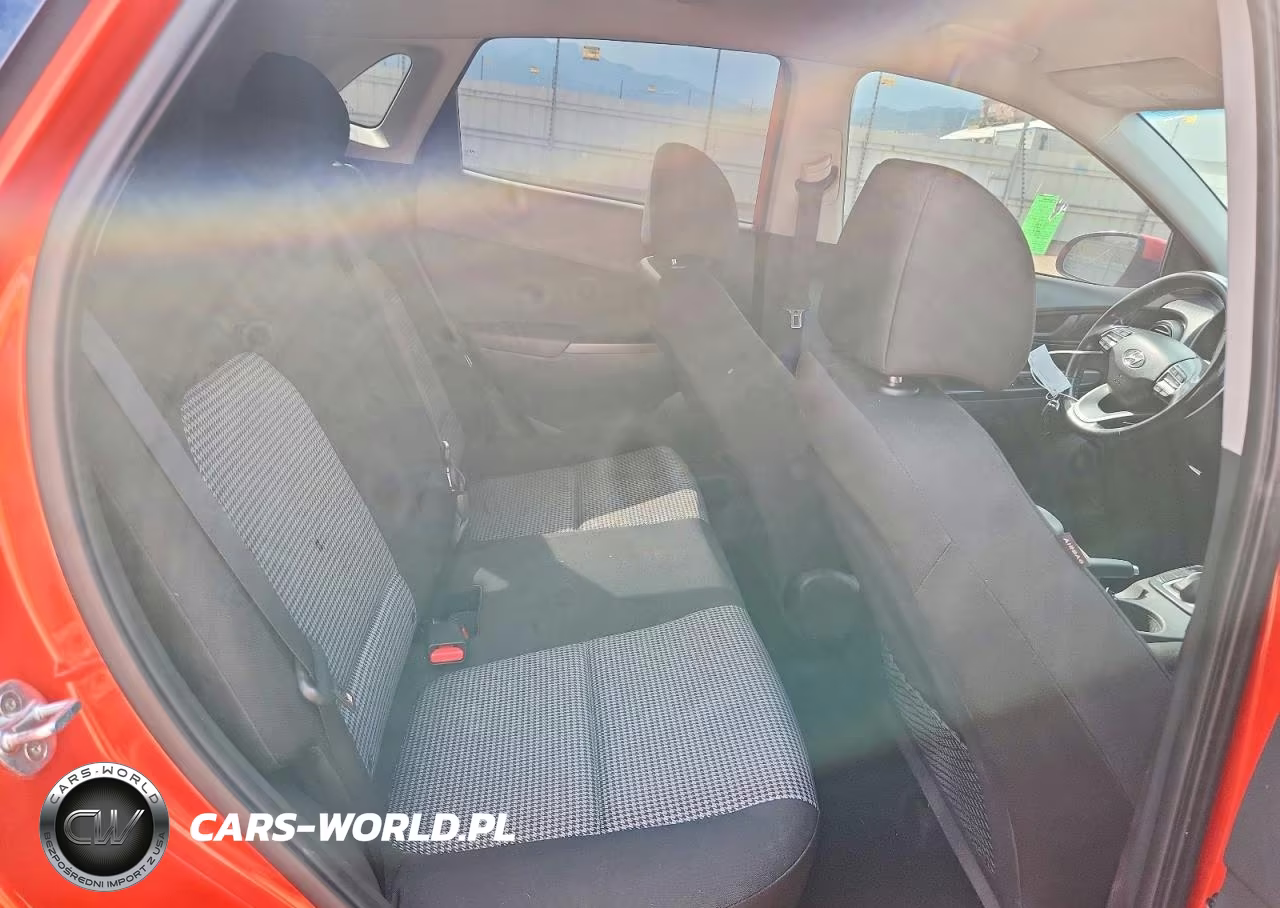 2019 Hyundai Kona Sel VIN:KM8K2CAA9KU193719 - 10