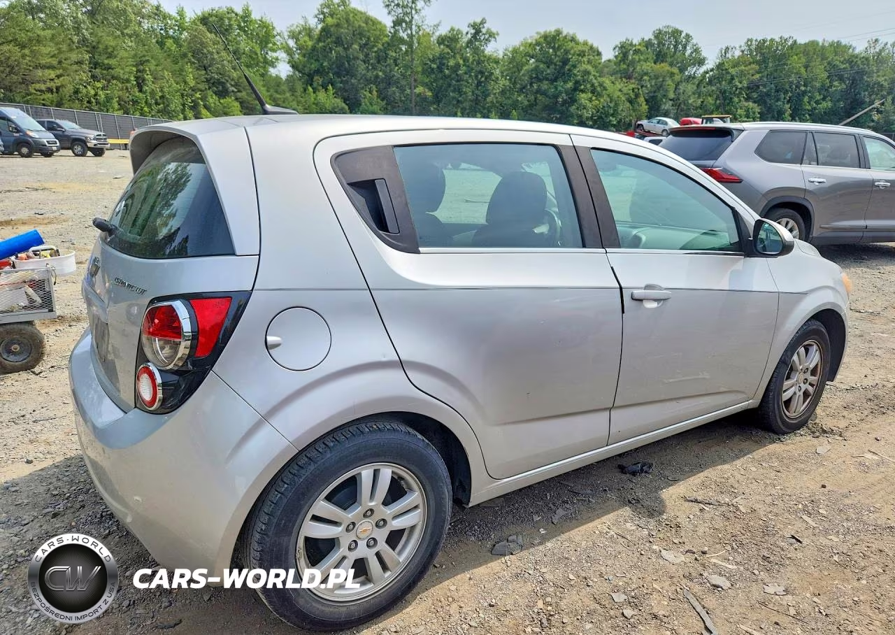 2012 Chevrolet Sonic Lt VIN:1G1JC6SH0C4179390 - 3