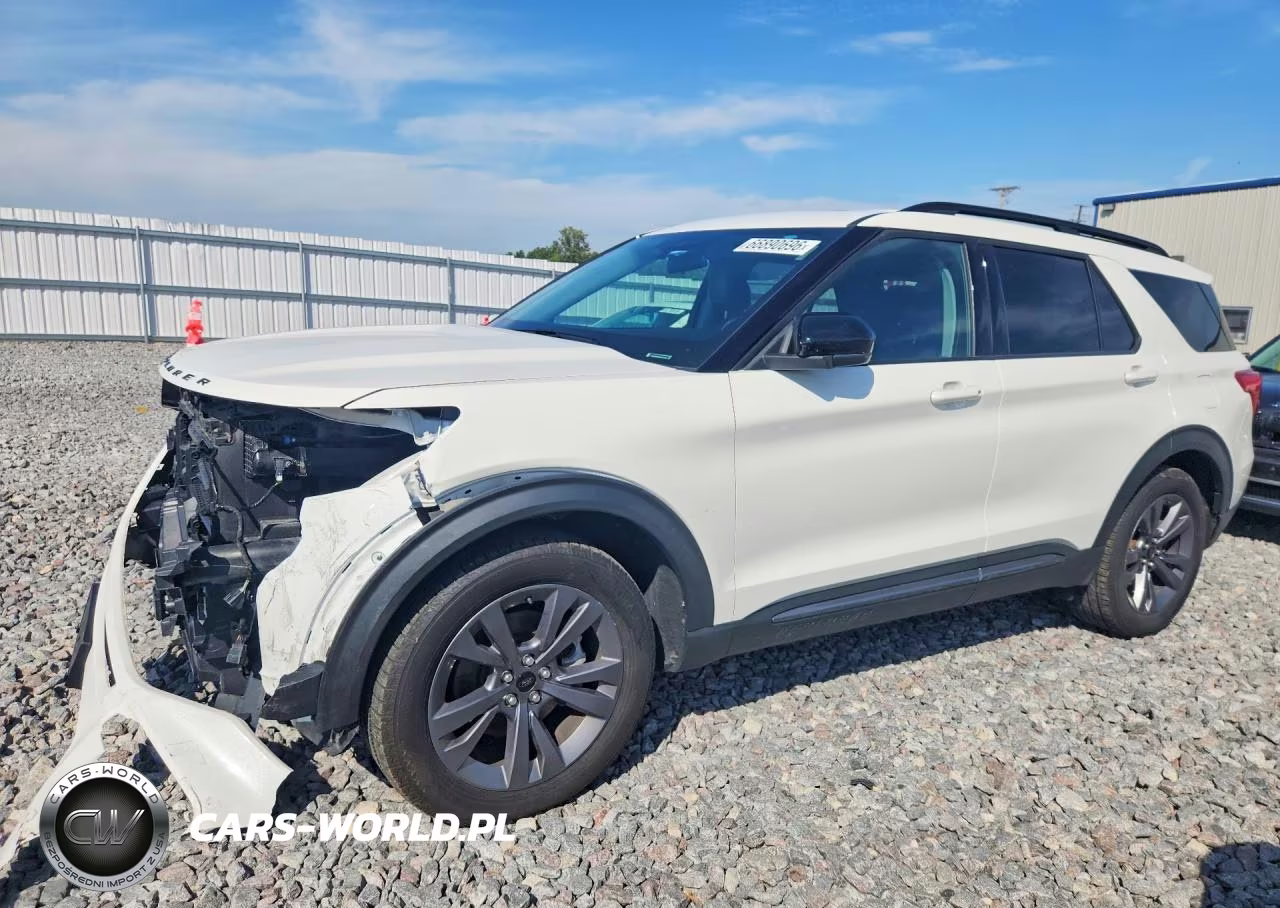 2022 Ford Explorer Xlt