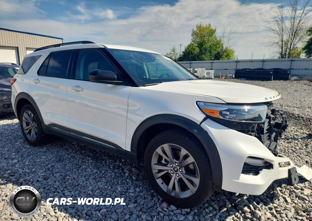 2022 Ford Explorer Xlt VIN:1FMSK8DH4NGA14446 - 4