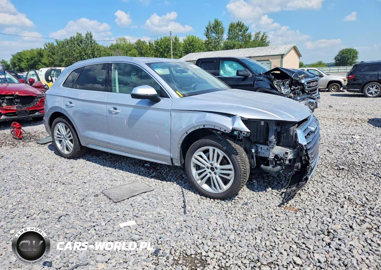 2019 Audi Q5 Premium Plus VIN:WA1BNAFY7K2073817 - 4