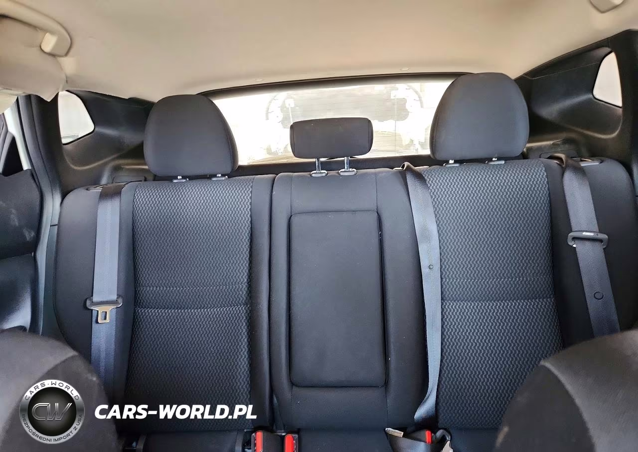 2019 Nissan Rogue Sport S VIN:JN1BJ1CR2KW318484 - 10