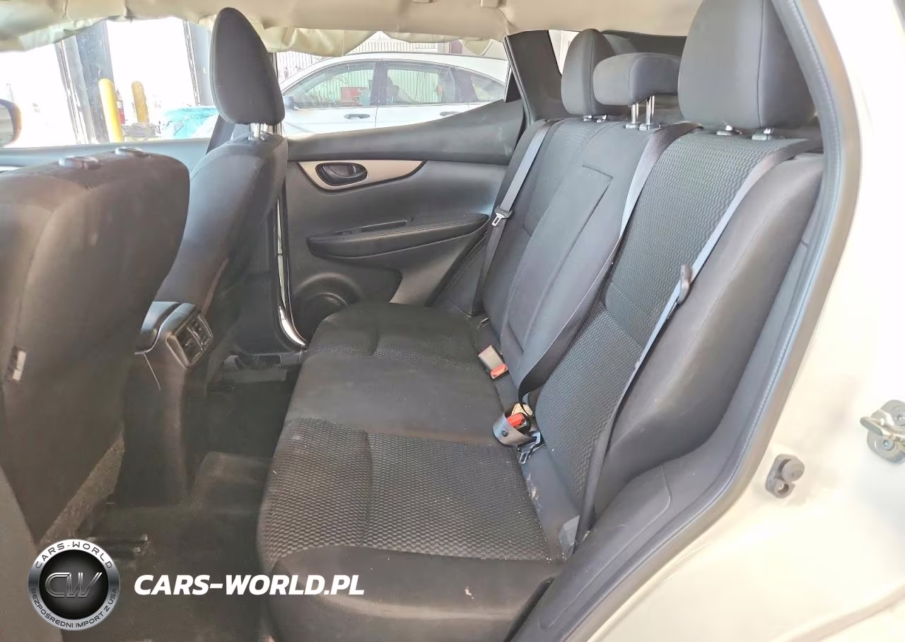 2019 Nissan Rogue Sport S VIN:JN1BJ1CR2KW318484 - 11