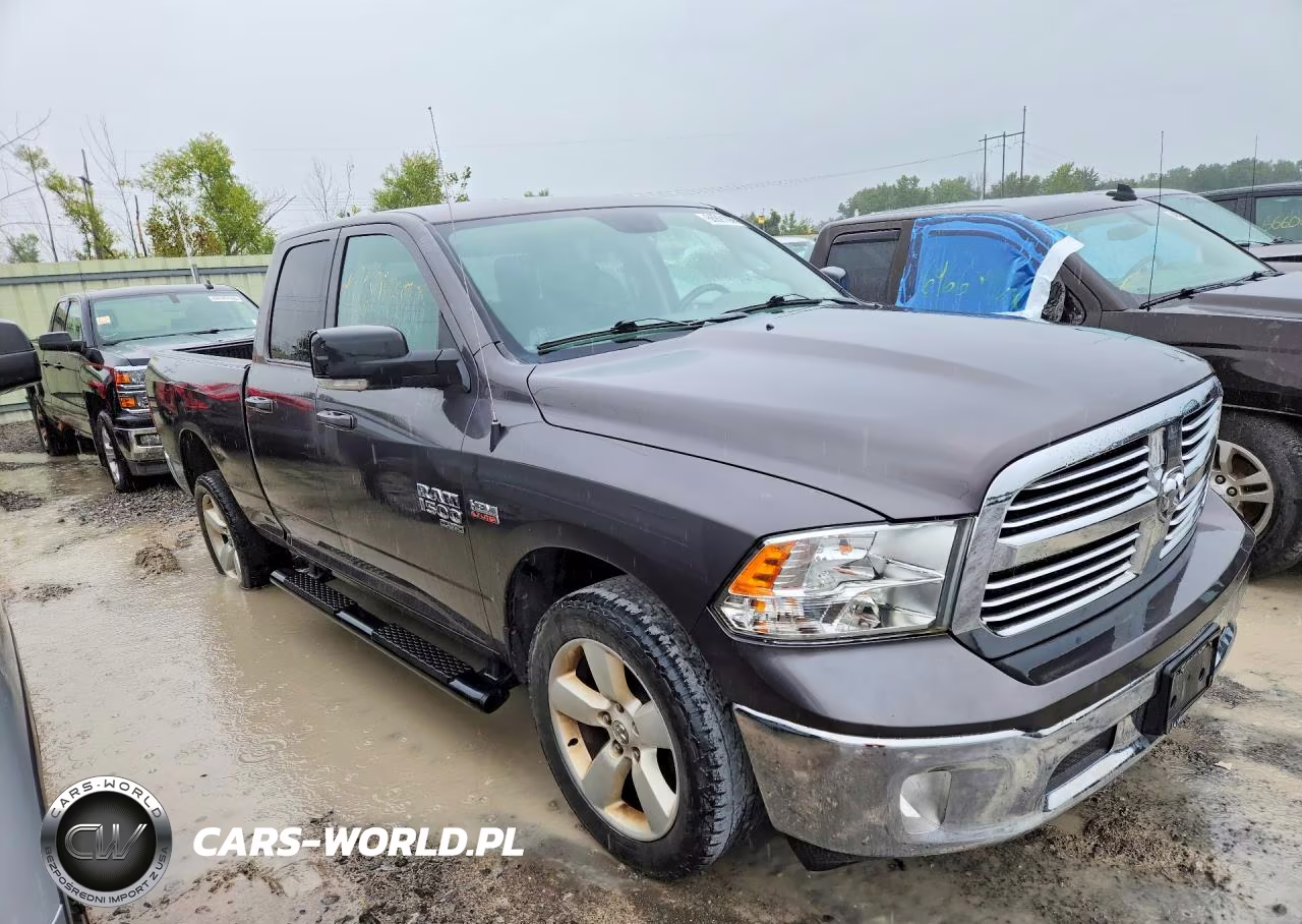 2019 Ram 1500 Classic Slt VIN:1C6RR7GT3KS626887 - 4