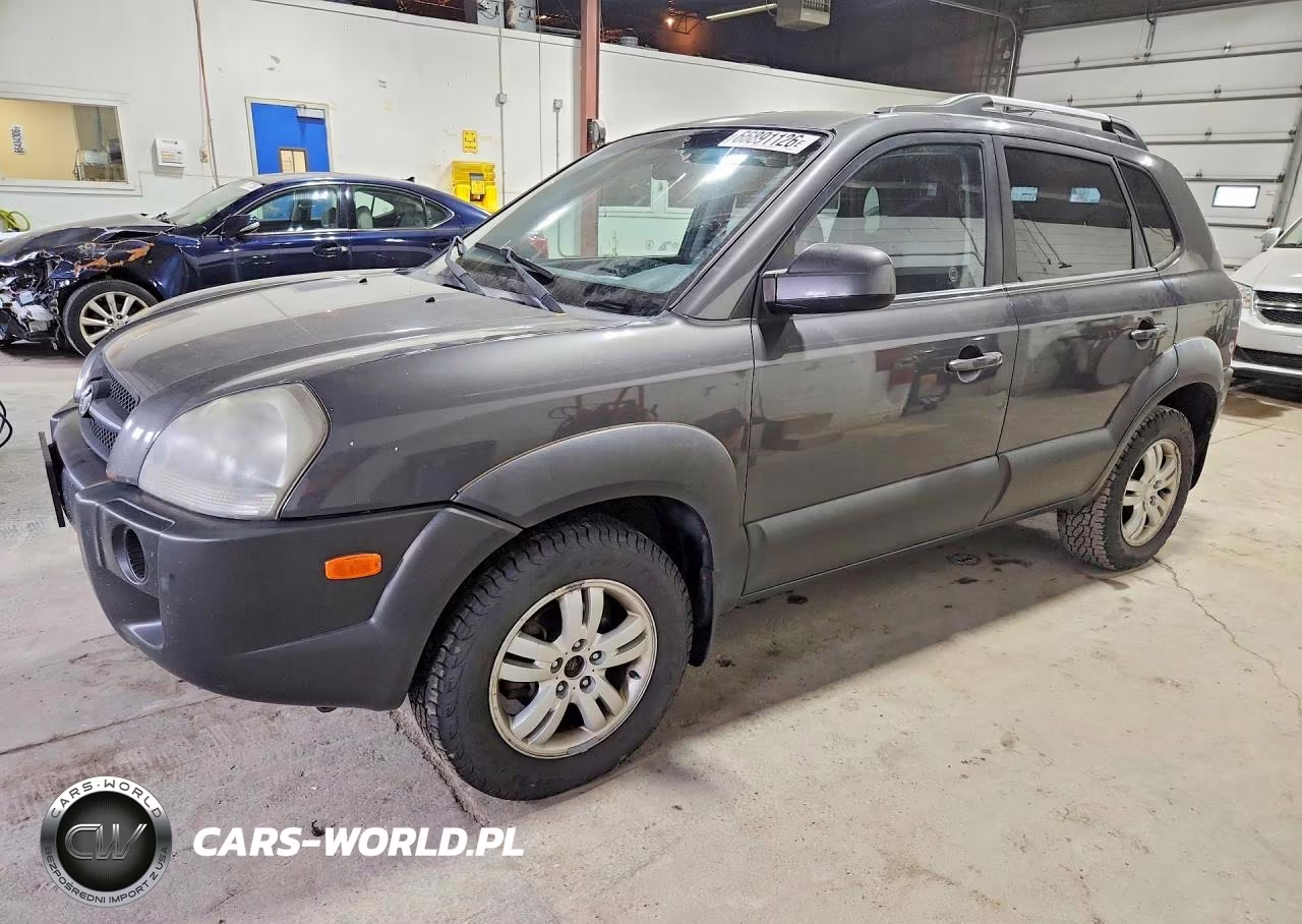 2007 Hyundai Tucson Gl VIN:KM8JM72D27U686879 - 1