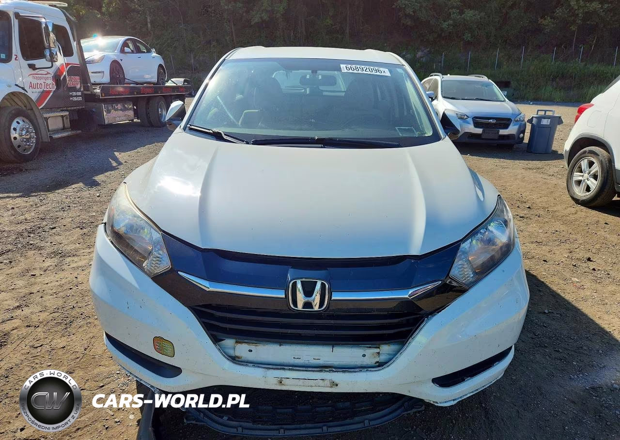 2018 Honda Hr-V Lx VIN:3CZRU6H37JM714245 - 5
