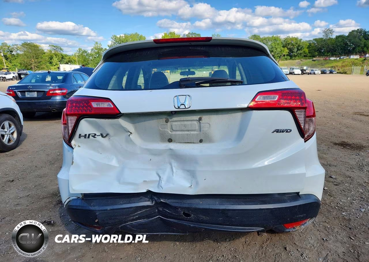 2018 Honda Hr-V Lx VIN:3CZRU6H37JM714245 - 6
