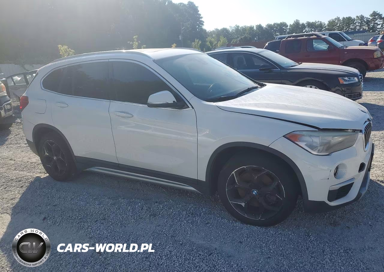 2018 BMW X1 Sdrive28I VIN:WBXHU7C32J5L07585 - 4