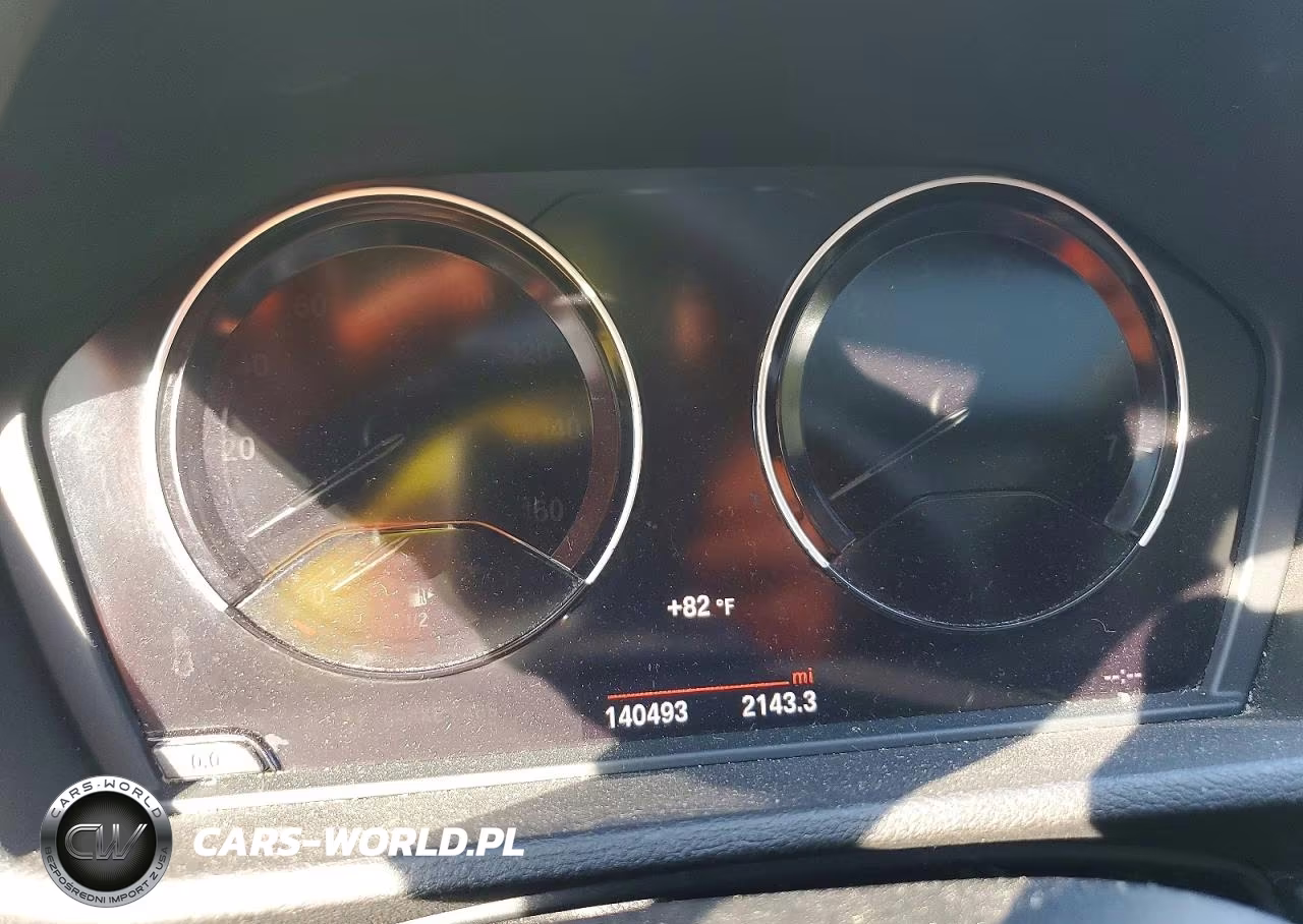 2018 BMW X1 Sdrive28I VIN:WBXHU7C32J5L07585 - 9