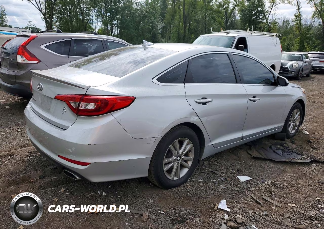 2016 Hyundai Sonata Se VIN:5NPE24AF8GH304135 - 3