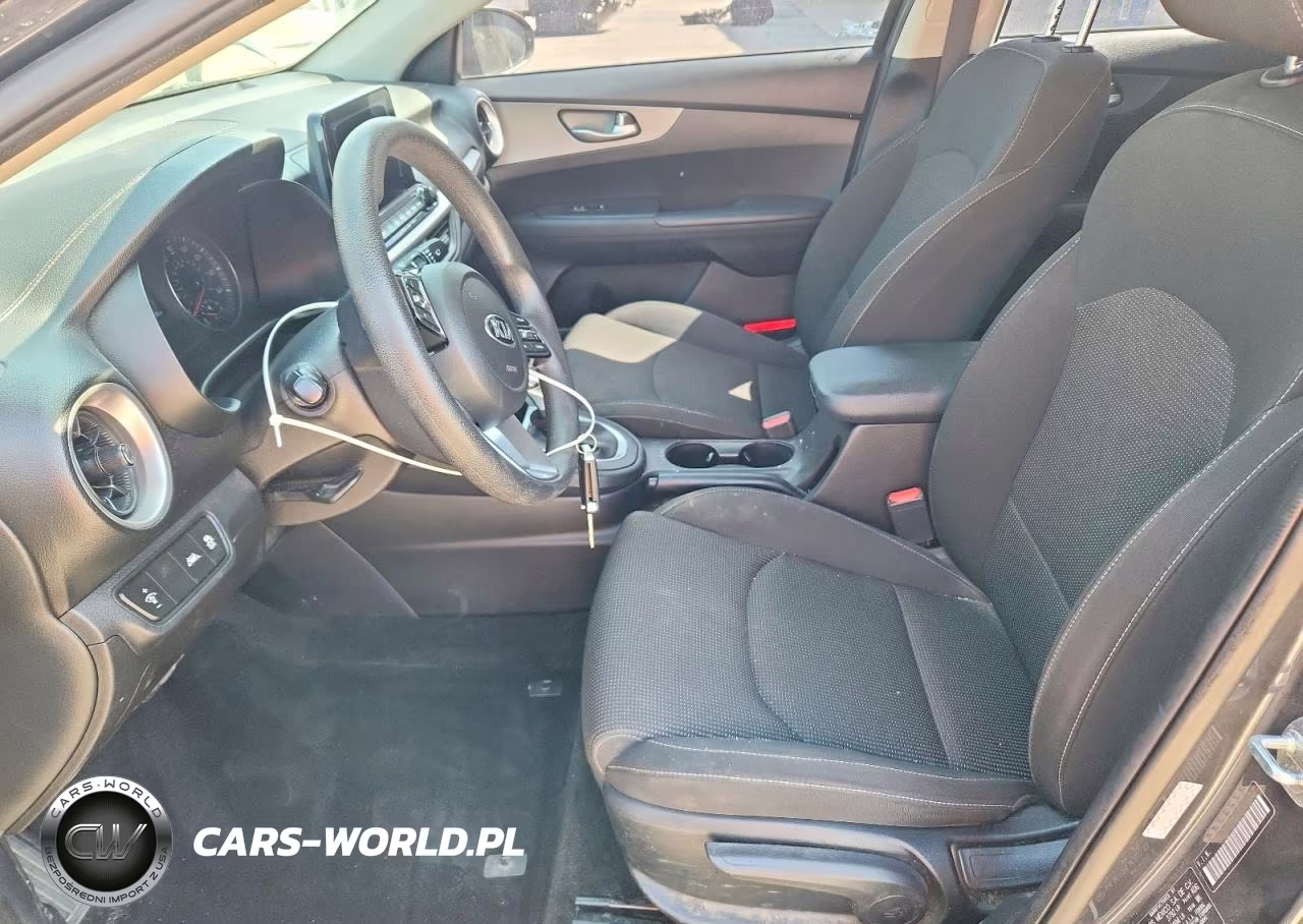 2020 Kia Forte VIN:3KPF24AD6LE223782 - 7