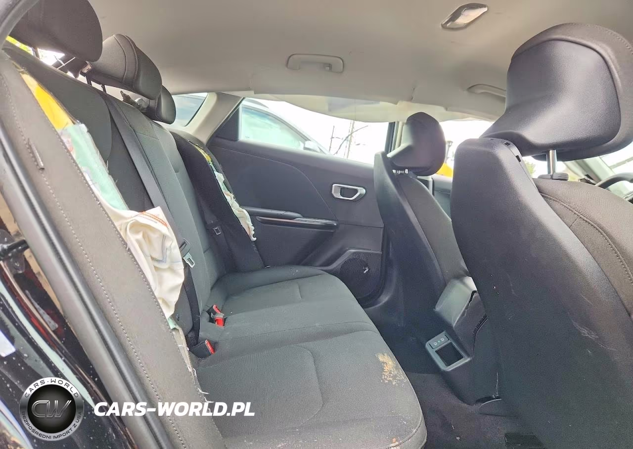 2026 Kia K4 Lxs VIN:3KPFT4DEXTE301711 - 10
