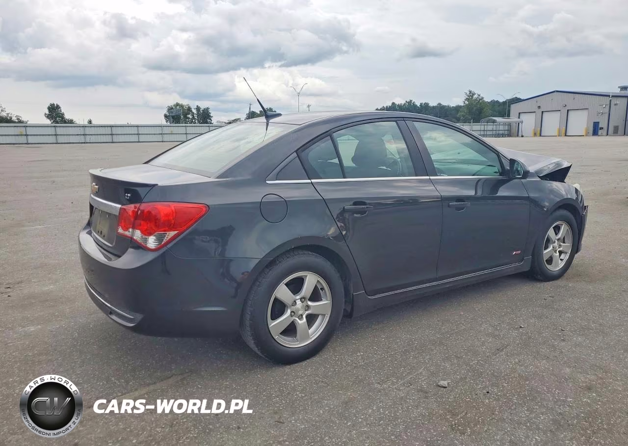 2014 Chevrolet Cruze Lt VIN:1G1PC5SB1E7303684 - 3