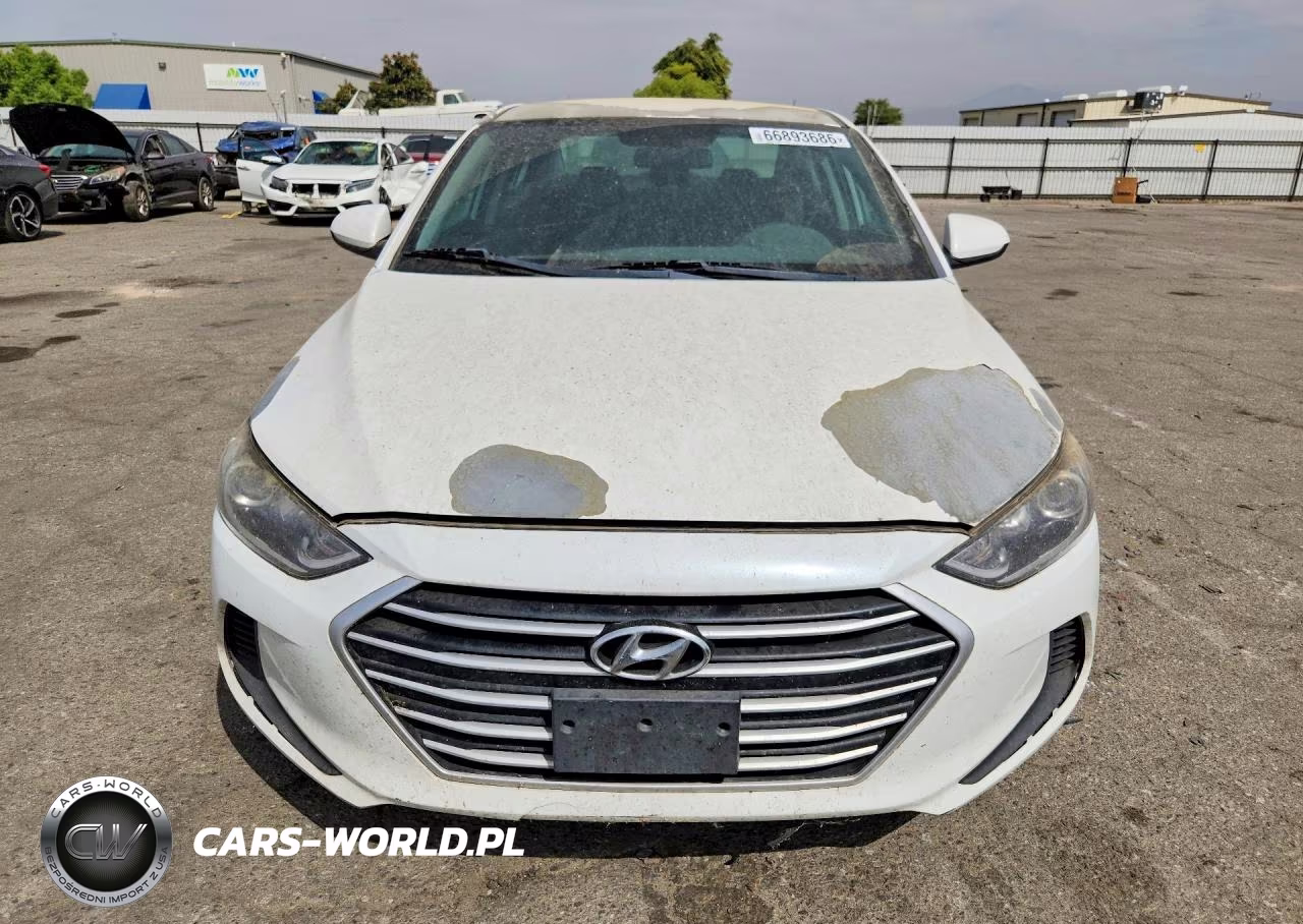 2018 Hyundai Elantra Sel VIN:5NPD84LF2JH318210 - 5
