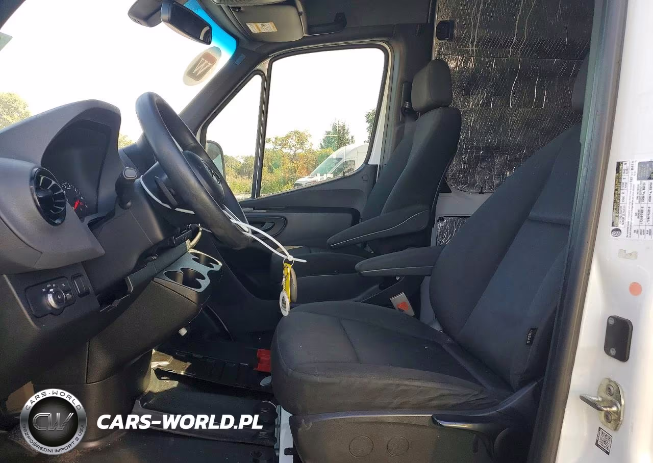 2021 Mercedes-Benz Sprinter 2500 Delivery Van VIN:W1W40CHYXMT053195 - 7
