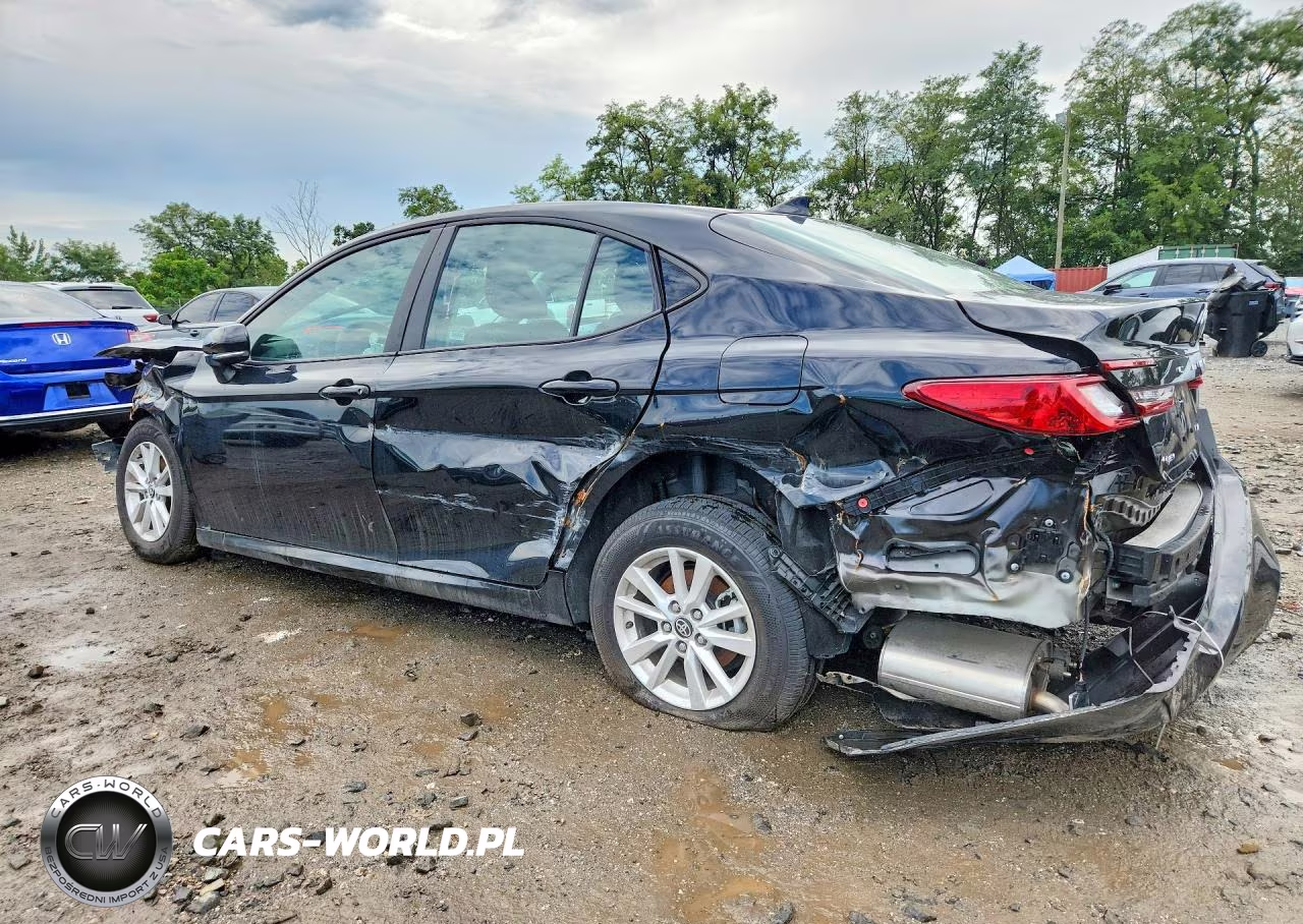 2026 Toyota Camry Le VIN:4T1DAACK4TU213575 - 2