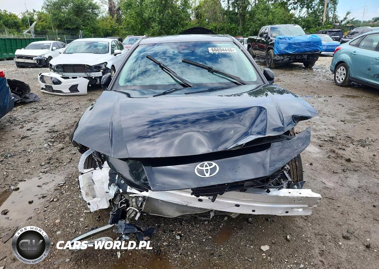 2026 Toyota Camry Le VIN:4T1DAACK4TU213575 - 5