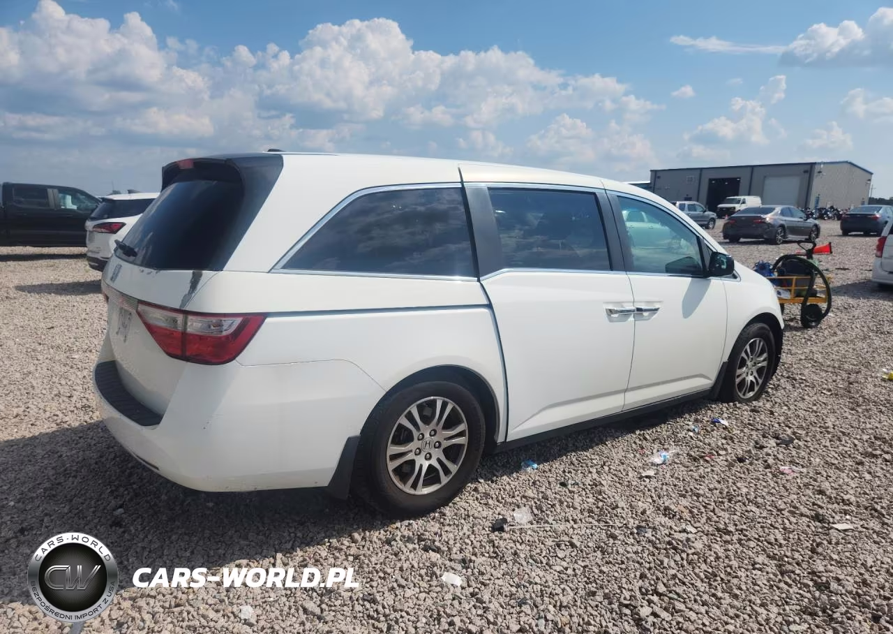 2013 Honda Odyssey Exl VIN:5FNRL5H68DB090283 - 3
