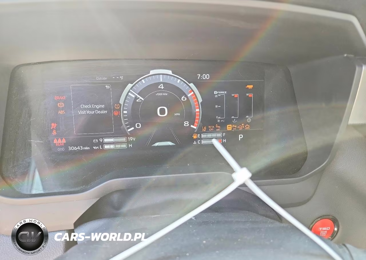 2025 Toyota Tundra Limited VIN:5TFWA5DB2SX254416 - 9