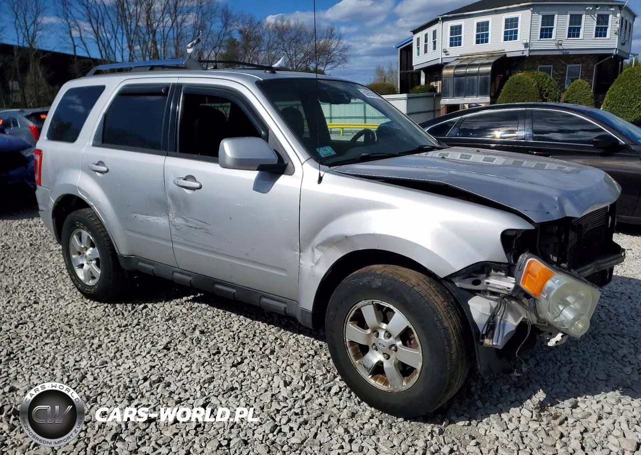 2010 Ford Escape Limited VIN:1FMCU9EG6AKC44023 - 4