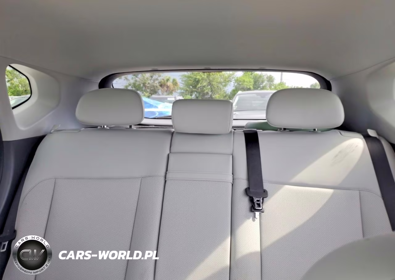 2026 Hyundai Kona Sel Premium VIN:KM8HD3A38TU449582 - 10