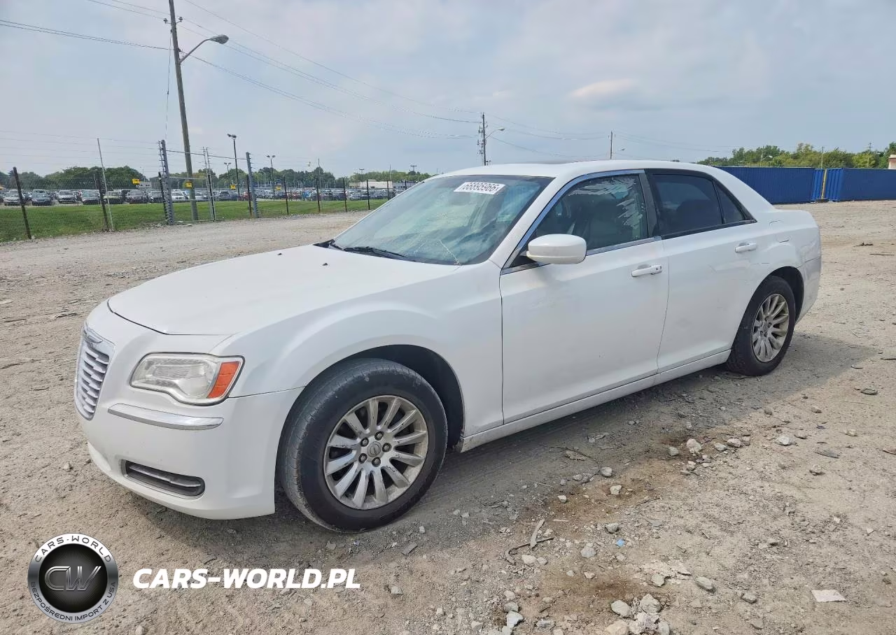 2013 Chrysler 300 VIN:2C3CCAAG7DH572971 - 1