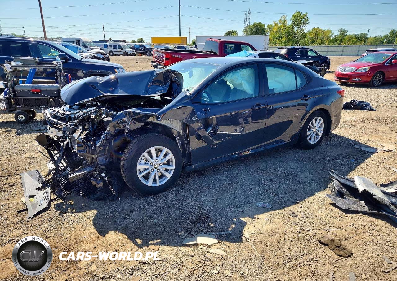 2026 Toyota Camry Le – zdjęcie 1 z 13