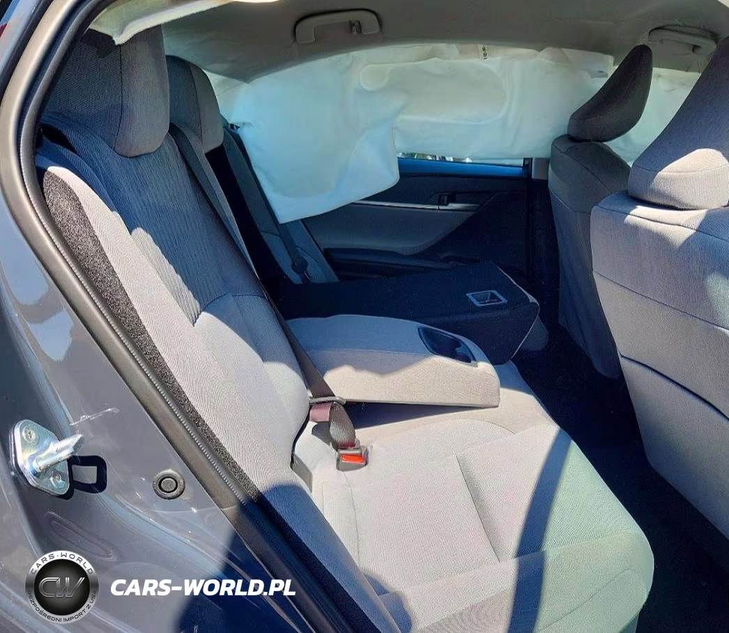 2026 Toyota Camry Le VIN:4T1DAACK6TU780631 - 10