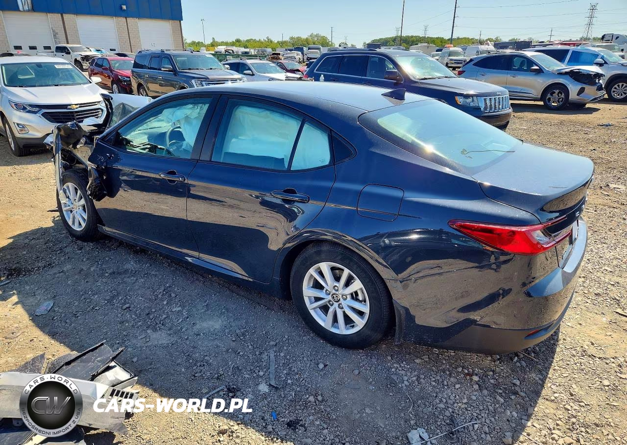 2026 Toyota Camry Le VIN:4T1DAACK6TU780631 - 2