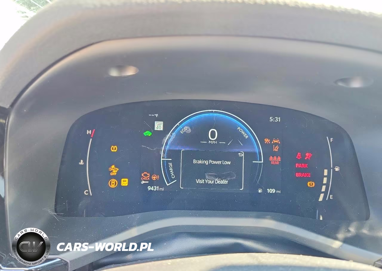 2026 Toyota Camry Le VIN:4T1DAACK6TU780631 - 9