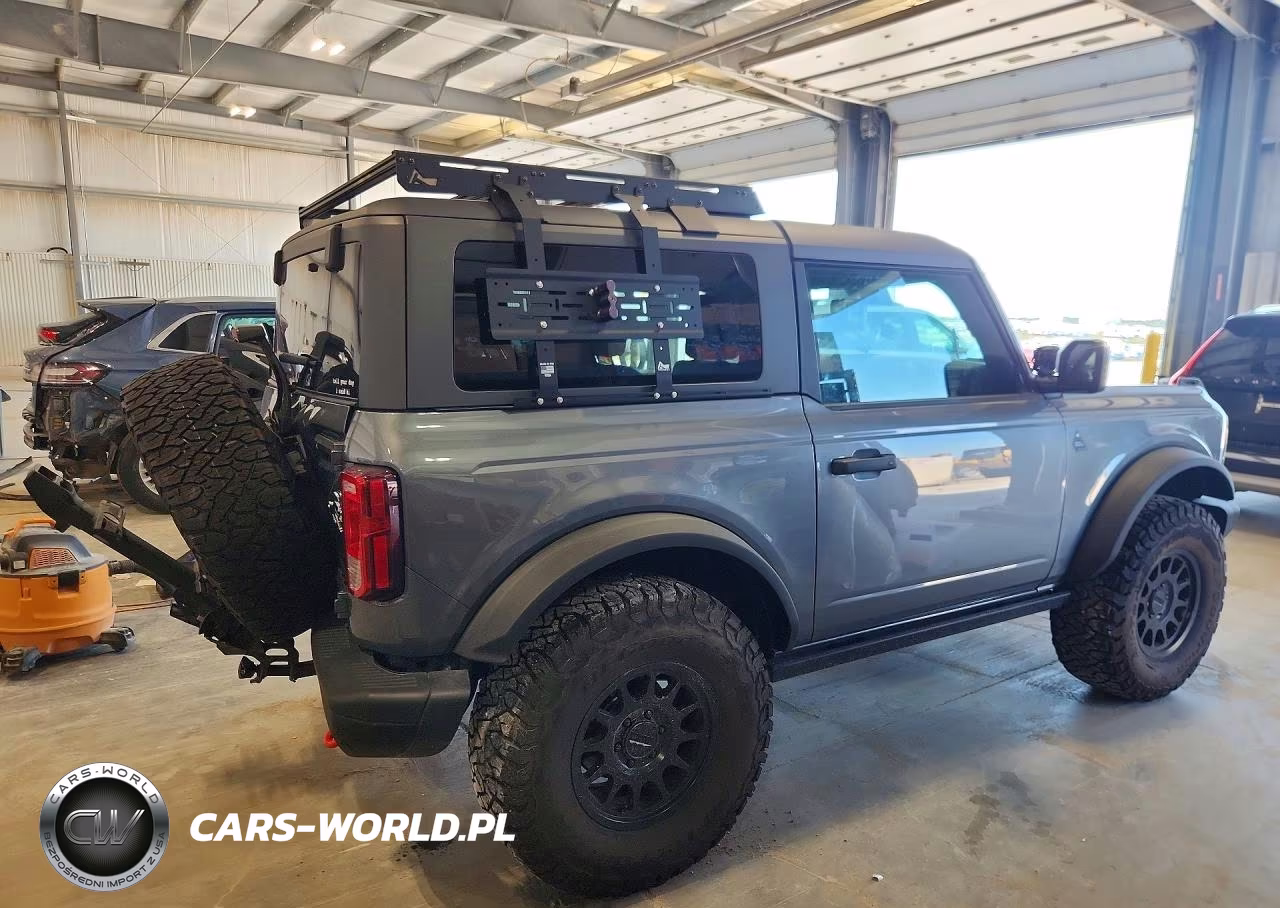 2024 Ford Bronco Black Diamond VIN:1FMDE1AHXRLB14270 - 3