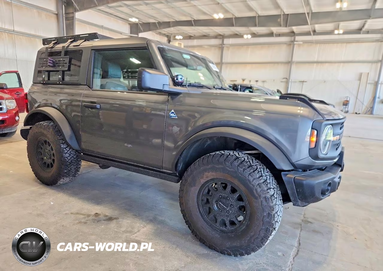 2024 Ford Bronco Black Diamond VIN:1FMDE1AHXRLB14270 - 4