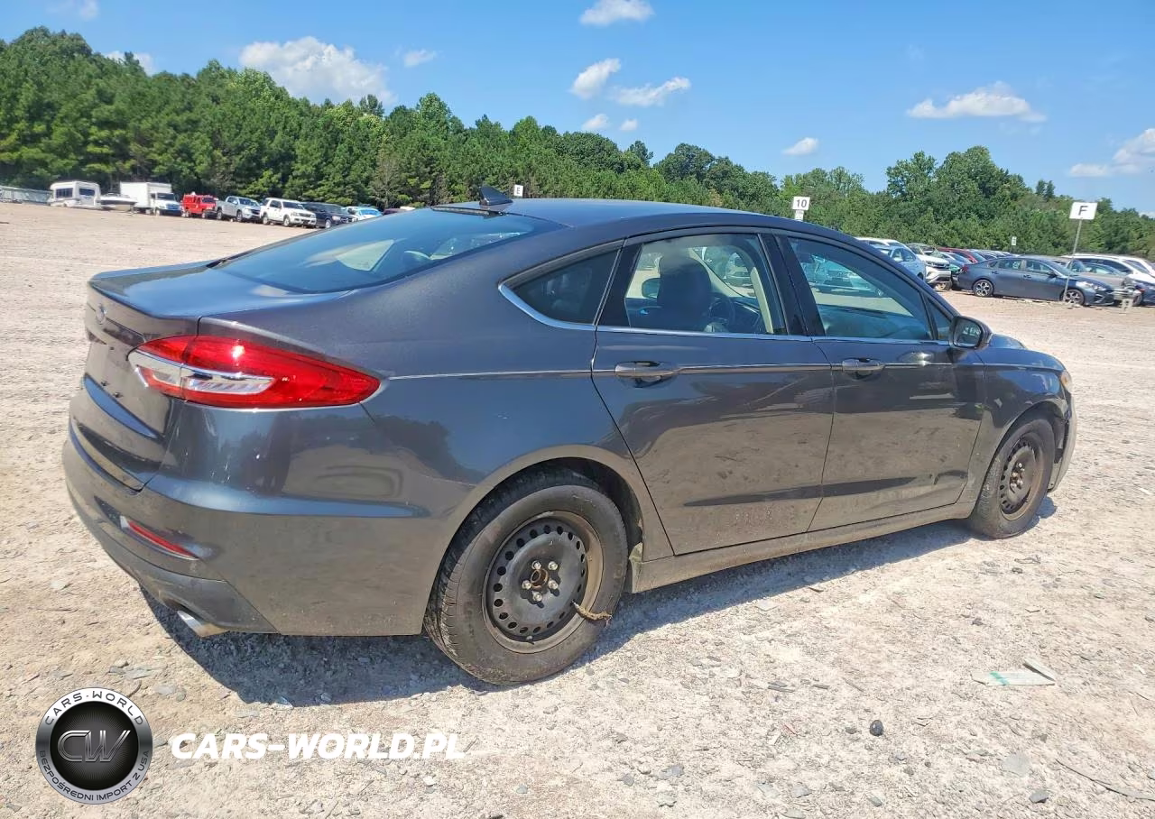 2019 Ford Fusion Se VIN:3FA6P0HD8KR112437 - 3