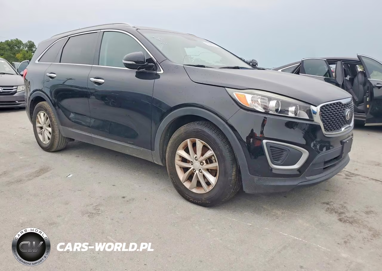 2017 Kia Sorento Lx V6 VIN:5XYPG4A52HG213274 - 4