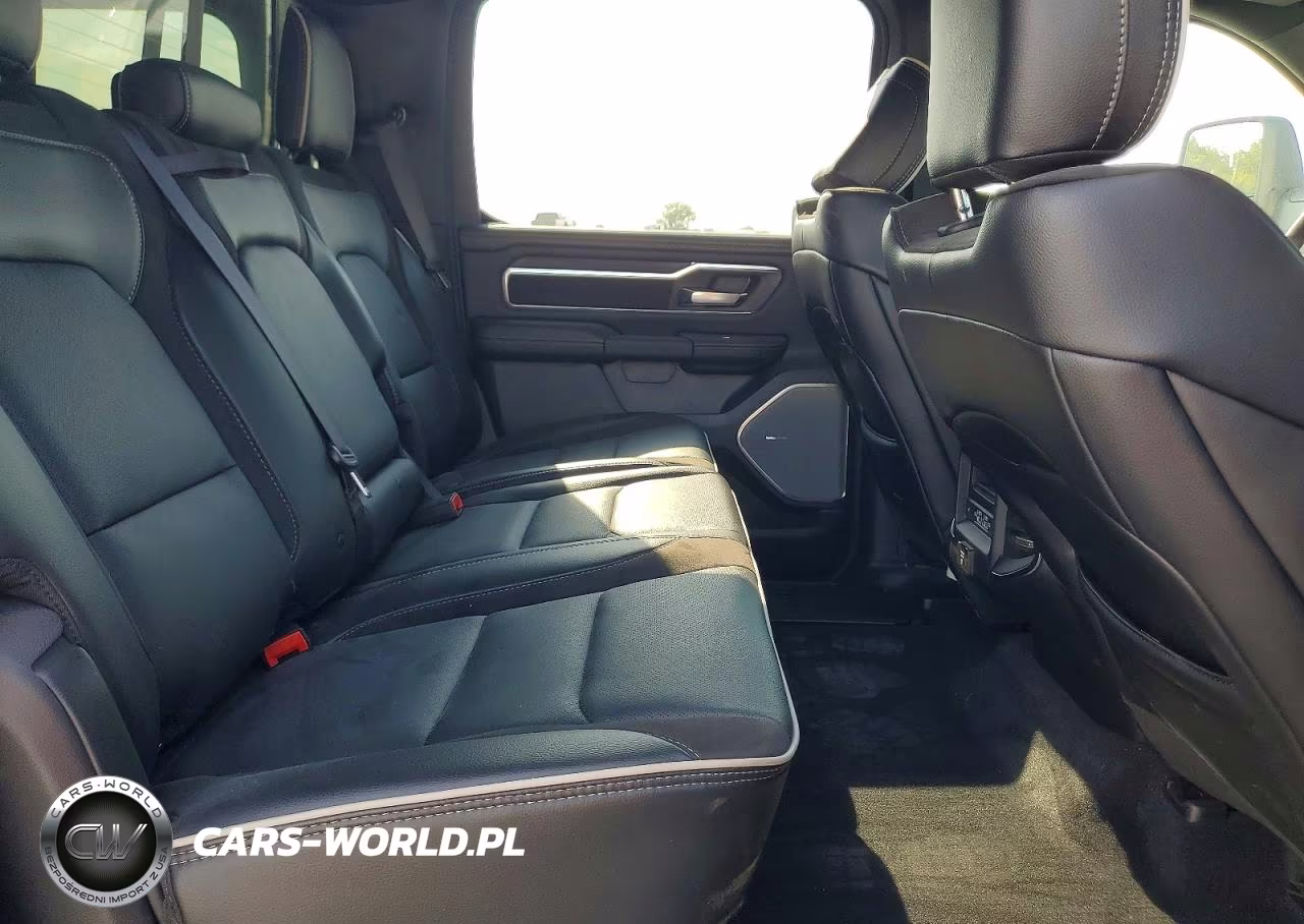 2026 Ram 1500 Laramie VIN:1C6SRFRP0TN205415 - 10