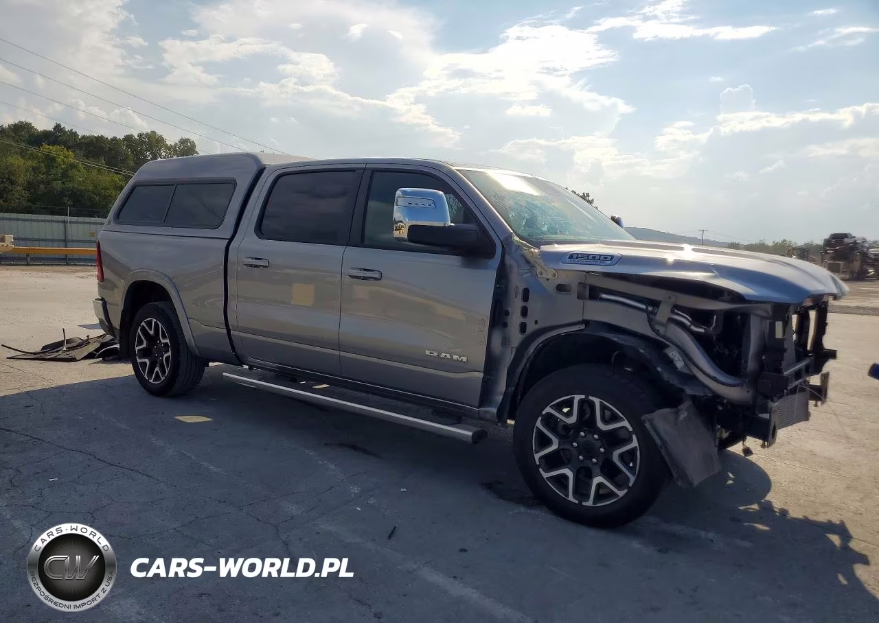 2026 Ram 1500 Laramie VIN:1C6SRFRP0TN205415 - 4