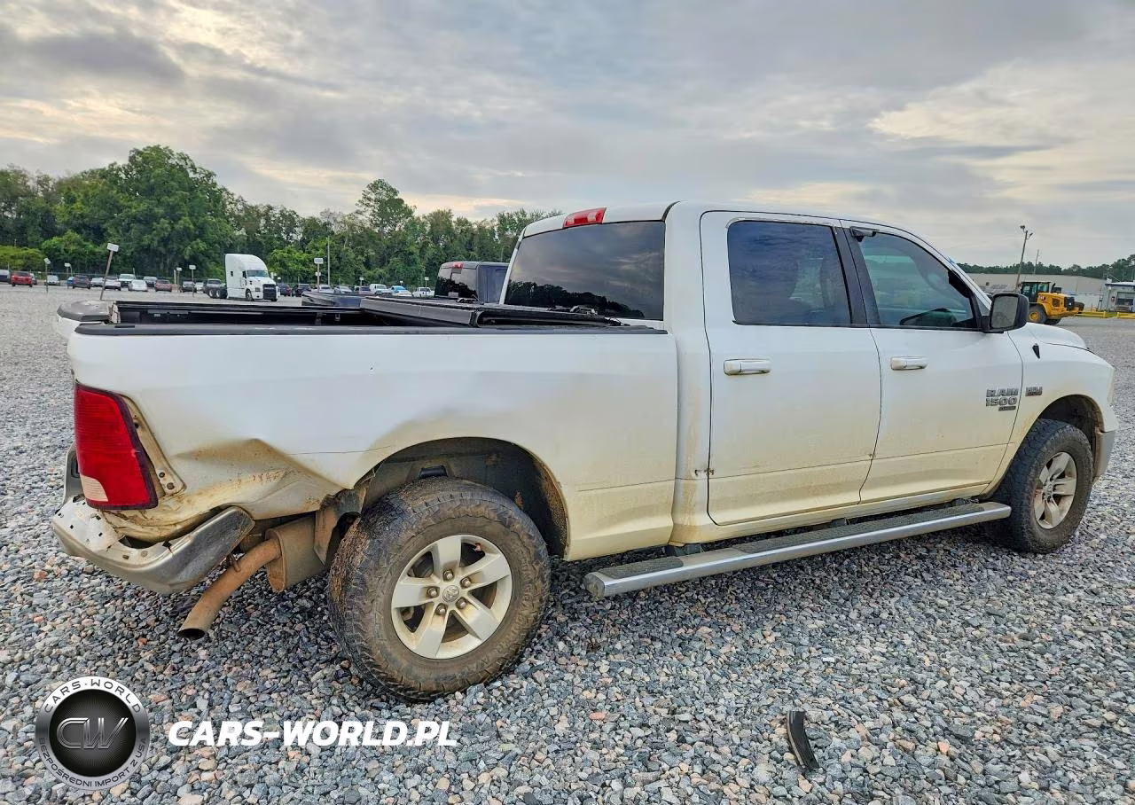 2019 Ram 1500 Classic Slt VIN:1C6RR7TT2KS727067 - 3