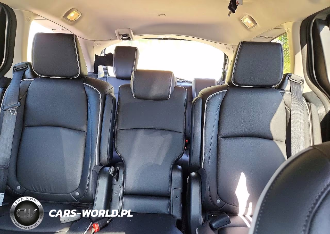 2026 Honda Odyssey Touring VIN:5FNRL6H86TB031982 - 10
