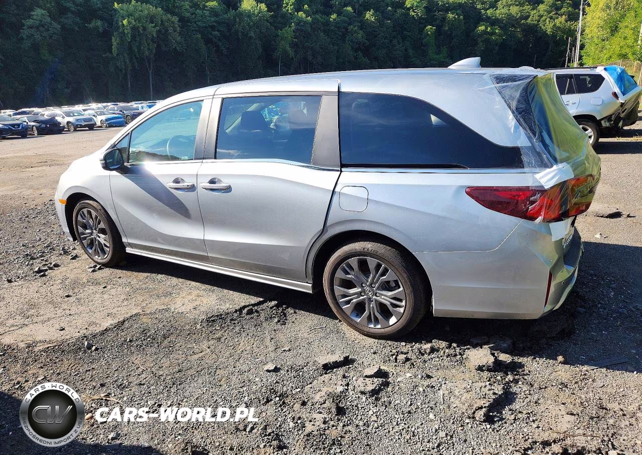 2026 Honda Odyssey Touring VIN:5FNRL6H86TB031982 - 2