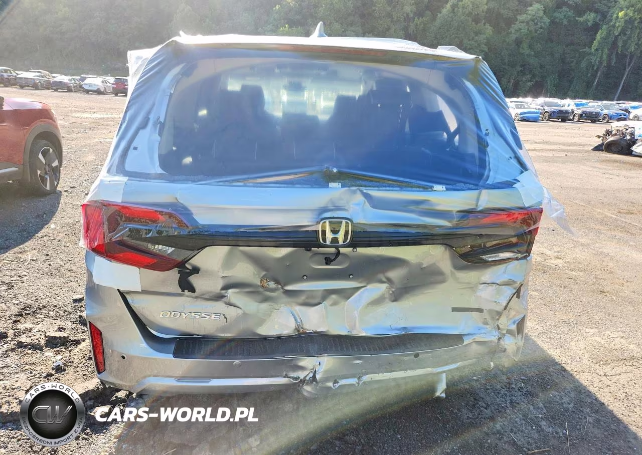 2026 Honda Odyssey Touring VIN:5FNRL6H86TB031982 - 6